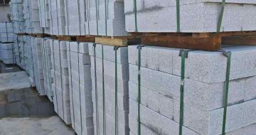 葫芦岛芝麻白路牙石，路侧石