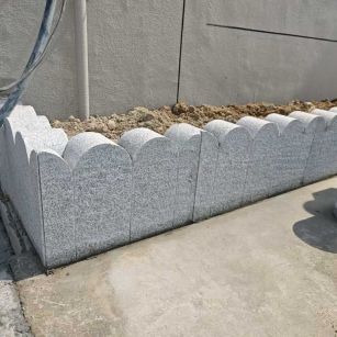 葫芦岛芝麻白花边石  围边石