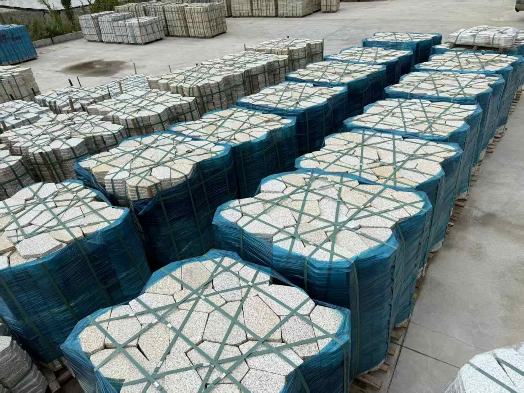 葫芦岛黄金麻冰裂纹 碎拼
