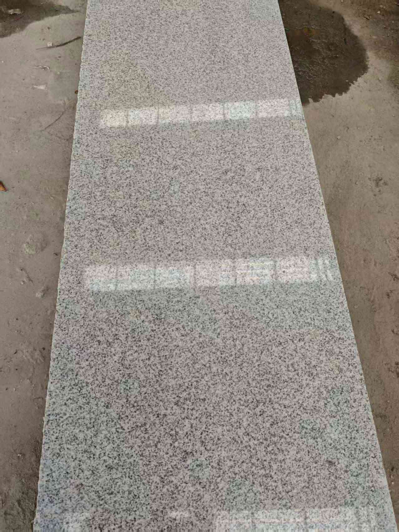 葫芦岛芝麻白光面毛板